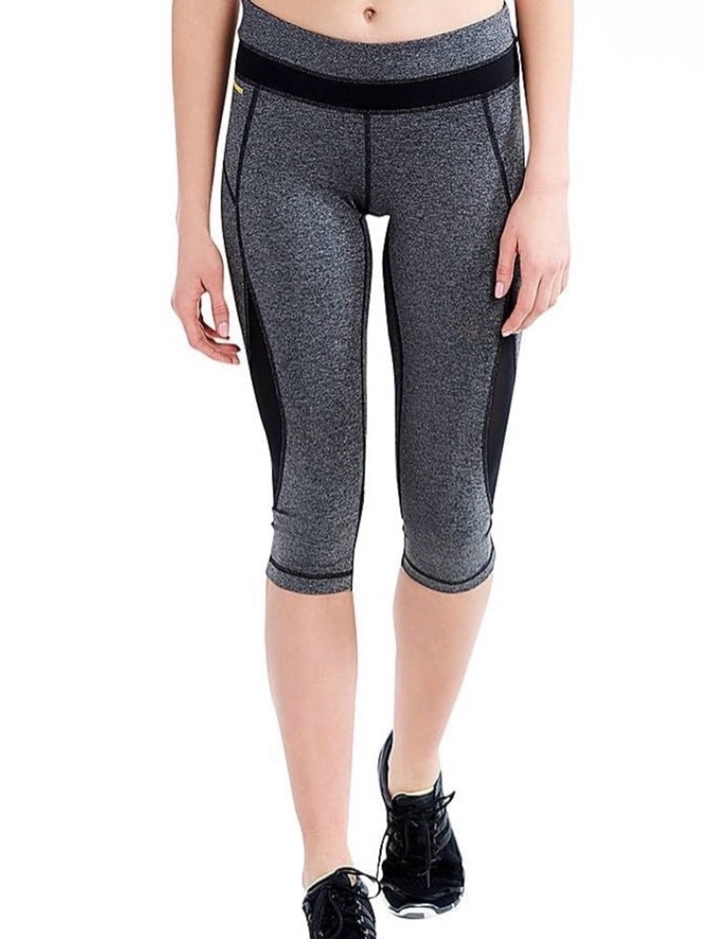 Lole Small Women’s Grey Active Capri Leggings with Black Panels